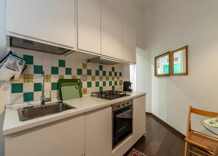 Guesthost - Piazza Di Turquoise Apartament